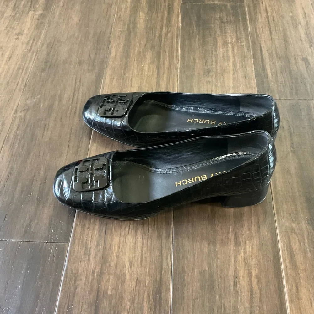 Tory Burch Black Size 11 Patent Leather Georgia Pump Square Toe Croc Embossed - Picture 4 of 6